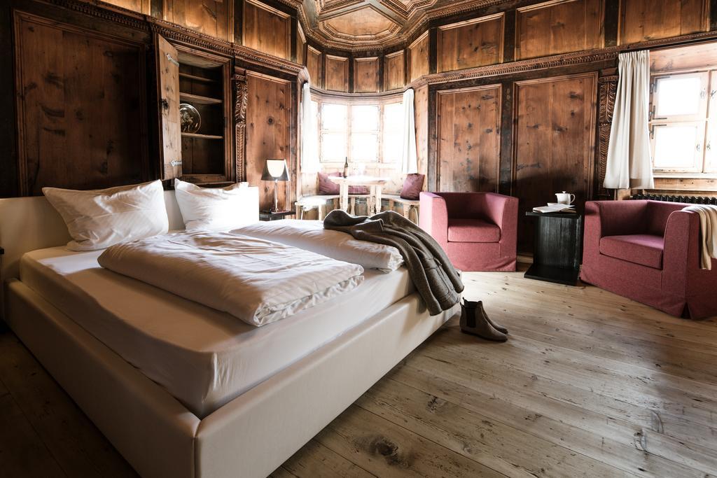 Hotel Weisses Kreuz Burgusio Kültér fotó